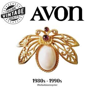 Vintage Signed Avon Gold Tone Metal Jelly Belly Bee Insect Filigree Brooch Pin